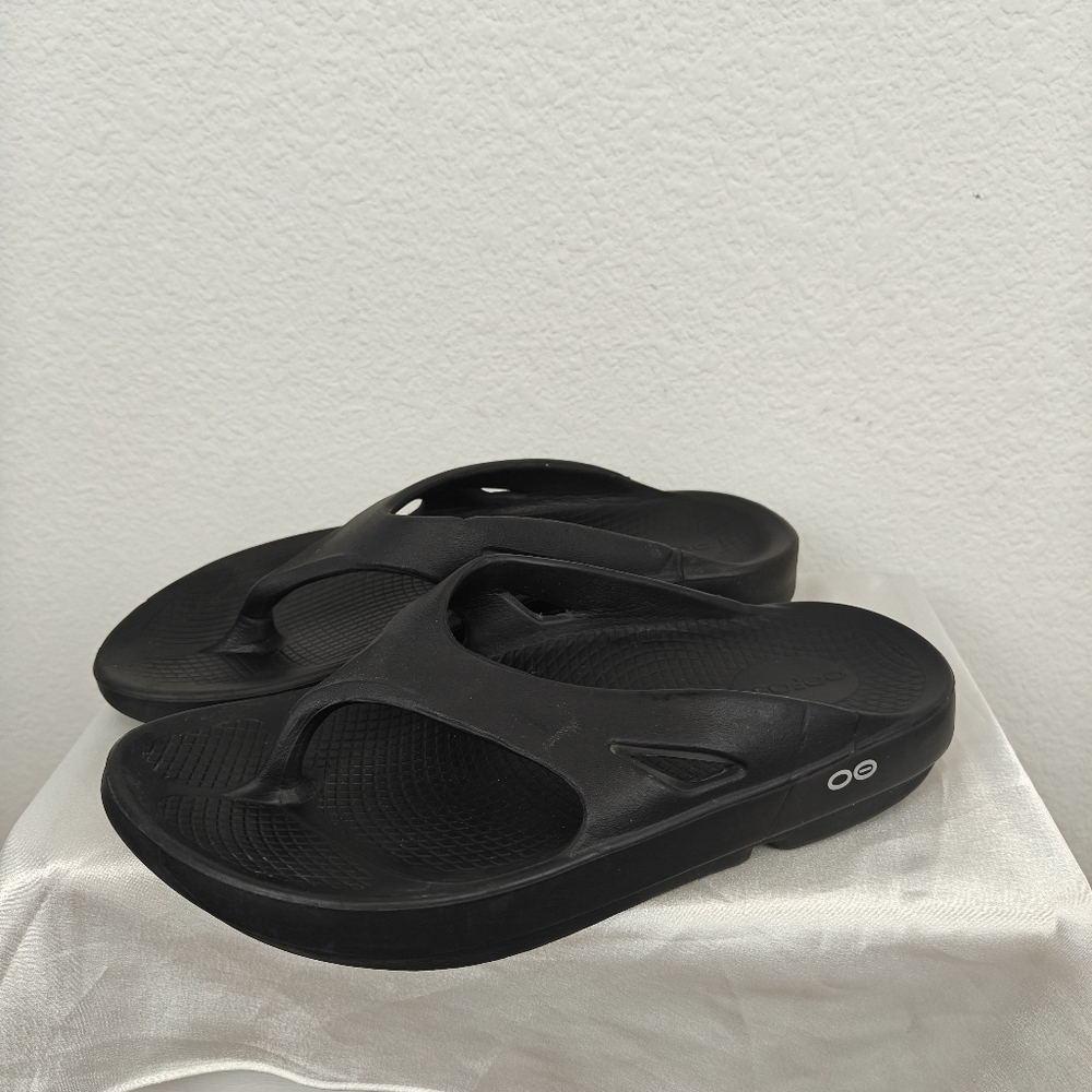 Oofos Ooriginal Sport Recovery Men's 8 Women's 10 Flip Flop Sandal Comfort Thong